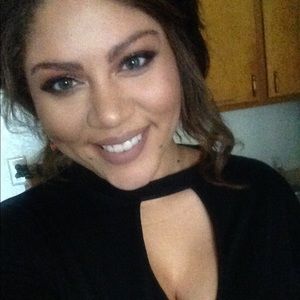 Meet your Posher, Mercee